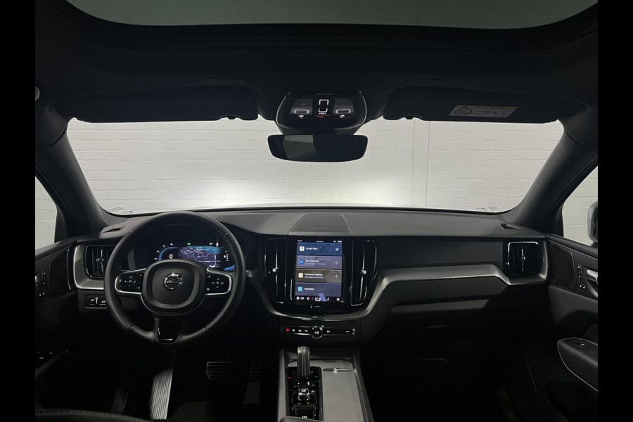 Volvo XC60 2.0 T6 Plug-in hybrid AWD R-Design Trekhaak | Open dak | Harman/Kardon | Adapt. Cruise c. | Stoel-/Stuurverwarming