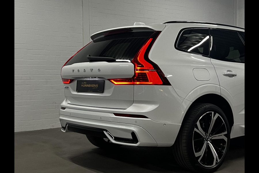 Volvo XC60 2.0 T6 Plug-in hybrid AWD R-Design Trekhaak | Open dak | Harman/Kardon | Adapt. Cruise c. | Stoel-/Stuurverwarming