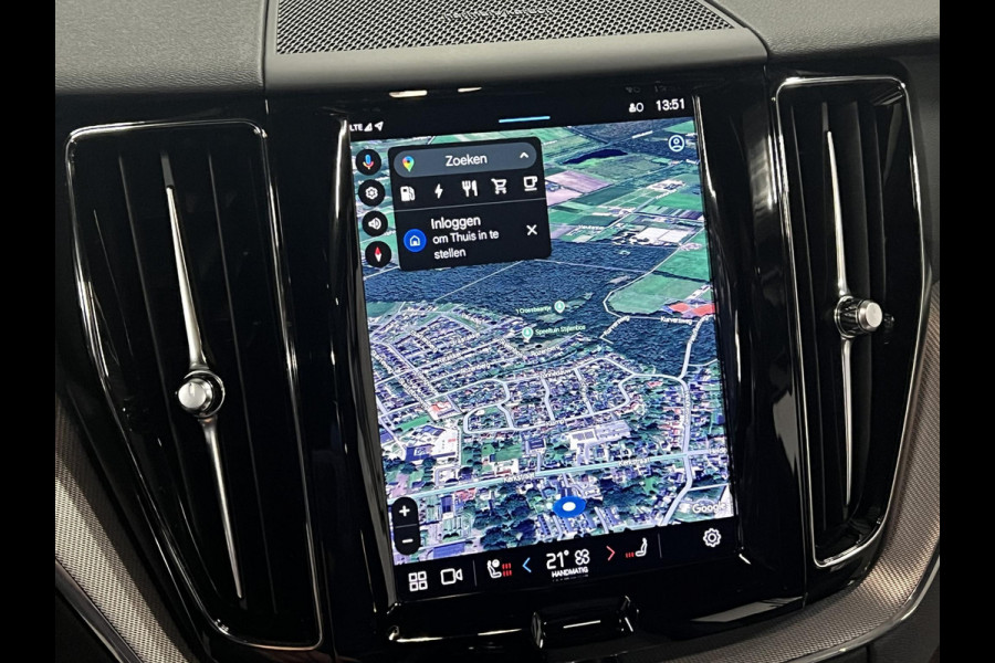 Volvo XC60 2.0 T6 Plug-in hybrid AWD R-Design Trekhaak | Open dak | Harman/Kardon | Adapt. Cruise c. | Stoel-/Stuurverwarming