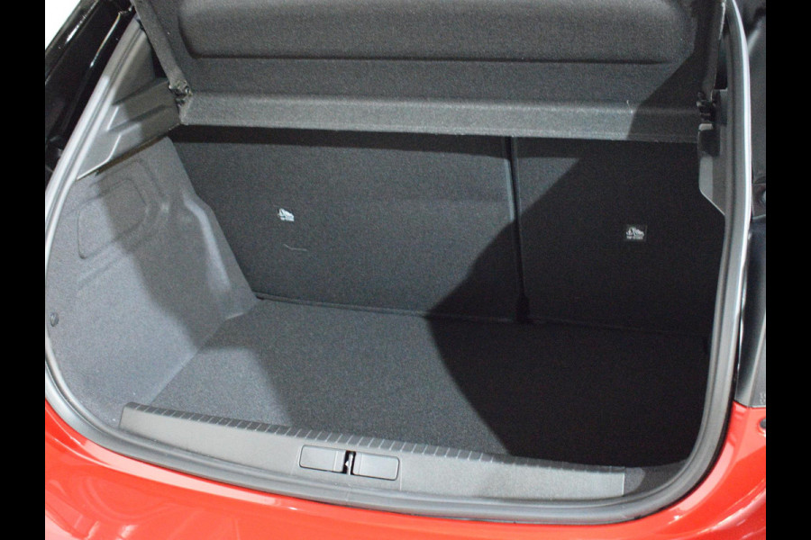Opel Corsa 1.2 Turbo Hybrid GS AUTOMAAT | NAVIGATIE | CARPLAY | ACHTERUITRIJCAMERA MET SENSOREN |