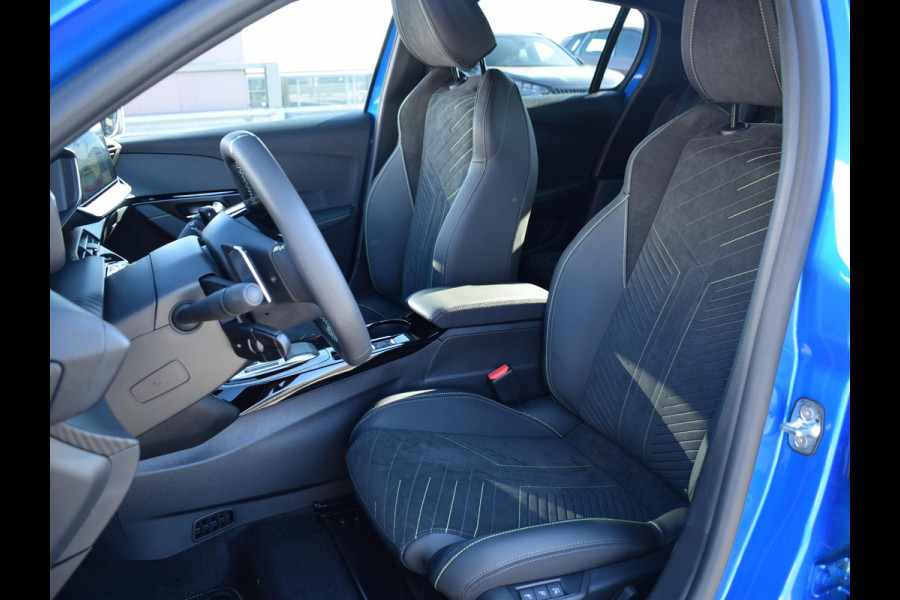 Peugeot 208 1.2 Hybrid 110 e-DCS6 GT ALCANTARA STOELBEKLEDING | ACHTERUITRIJCAMERA MET SENSOREN | NAVIGATIE | CARLAY | E.C.C. | UIT VOORRAAD LEVERBAAR