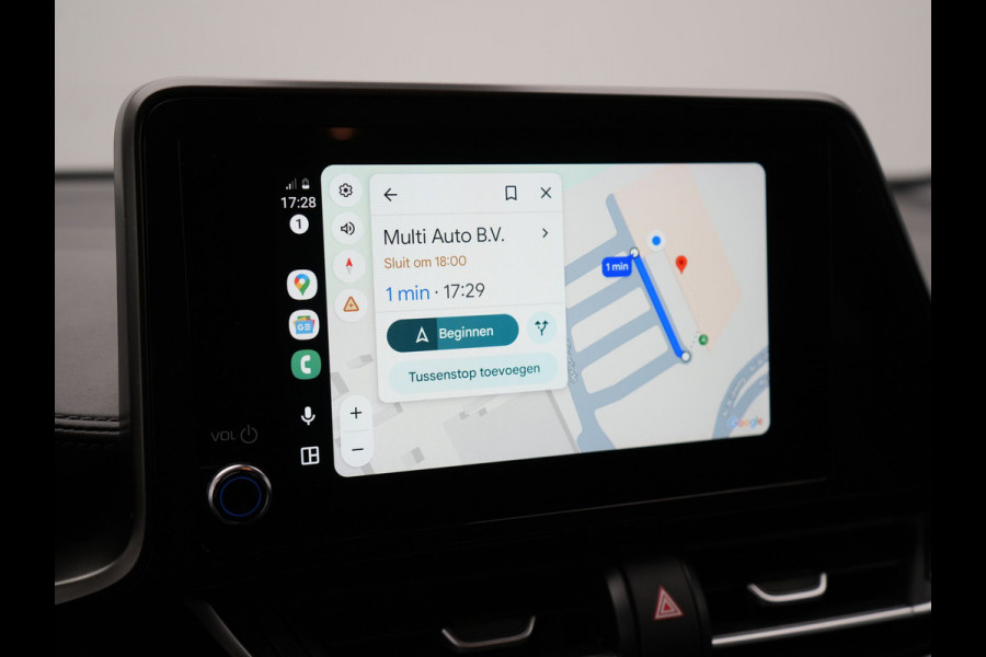 Toyota C-HR 2.0 Hybrid Style 184pk Dealer O.H. | Half Lederen Sportstoelen | Navigatie | Apple Carplay | Camera | DAB | LED Koplampen | Parkeersensoren | Stoel & Stuurverwarming | Cruise Control |