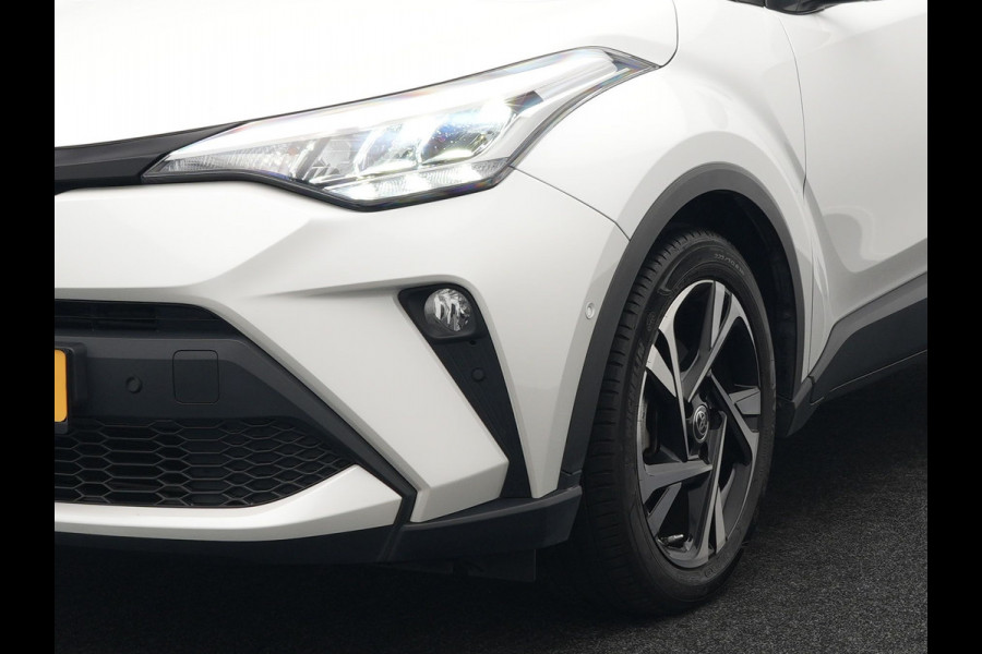 Toyota C-HR 2.0 Hybrid Style 184pk Dealer O.H. | Half Lederen Sportstoelen | Navigatie | Apple Carplay | Camera | DAB | LED Koplampen | Parkeersensoren | Stoel & Stuurverwarming | Cruise Control |