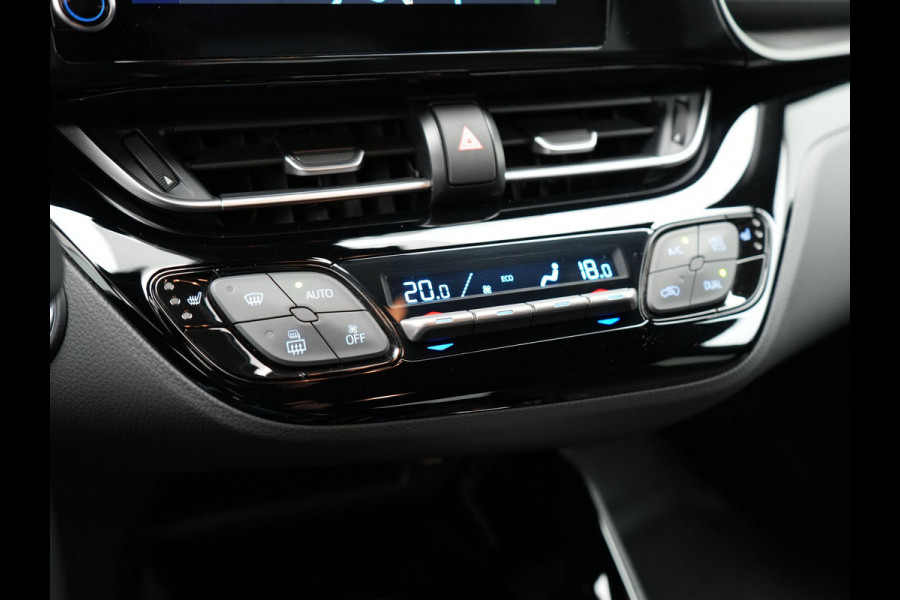 Toyota C-HR 2.0 Hybrid Style 184pk Dealer O.H. | Half Lederen Sportstoelen | Navigatie | Apple Carplay | Camera | DAB | LED Koplampen | Parkeersensoren | Stoel & Stuurverwarming | Cruise Control |
