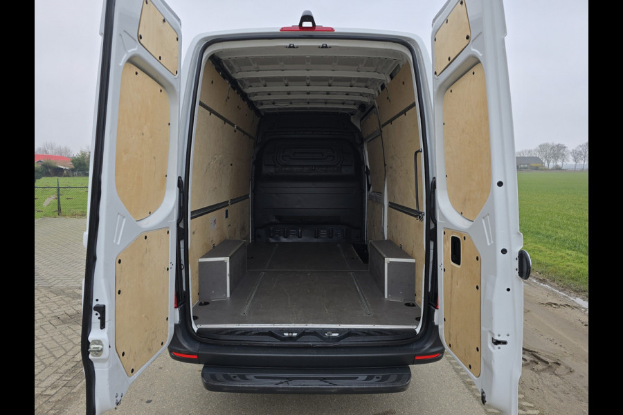 Mercedes-Benz Sprinter 317 1.9 CDI L2 H2 RWD - 170 Pk - Euro 6 - AUTOMAAT - MBUX - ParkeerCamera - StoelVerwarming