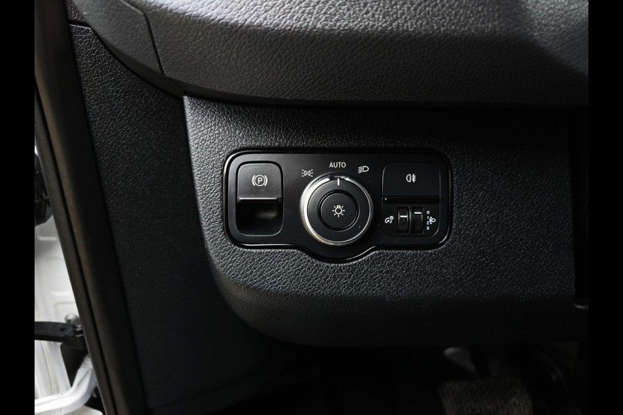Mercedes-Benz Sprinter 317 1.9 CDI L2 H2 RWD - 170 Pk - Euro 6 - AUTOMAAT - MBUX - ParkeerCamera - StoelVerwarming