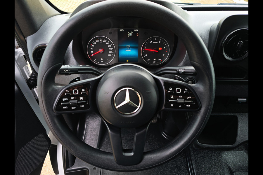 Mercedes-Benz Sprinter 317 1.9 CDI L2 H2 RWD - 170 Pk - Euro 6 - AUTOMAAT - MBUX - ParkeerCamera - StoelVerwarming