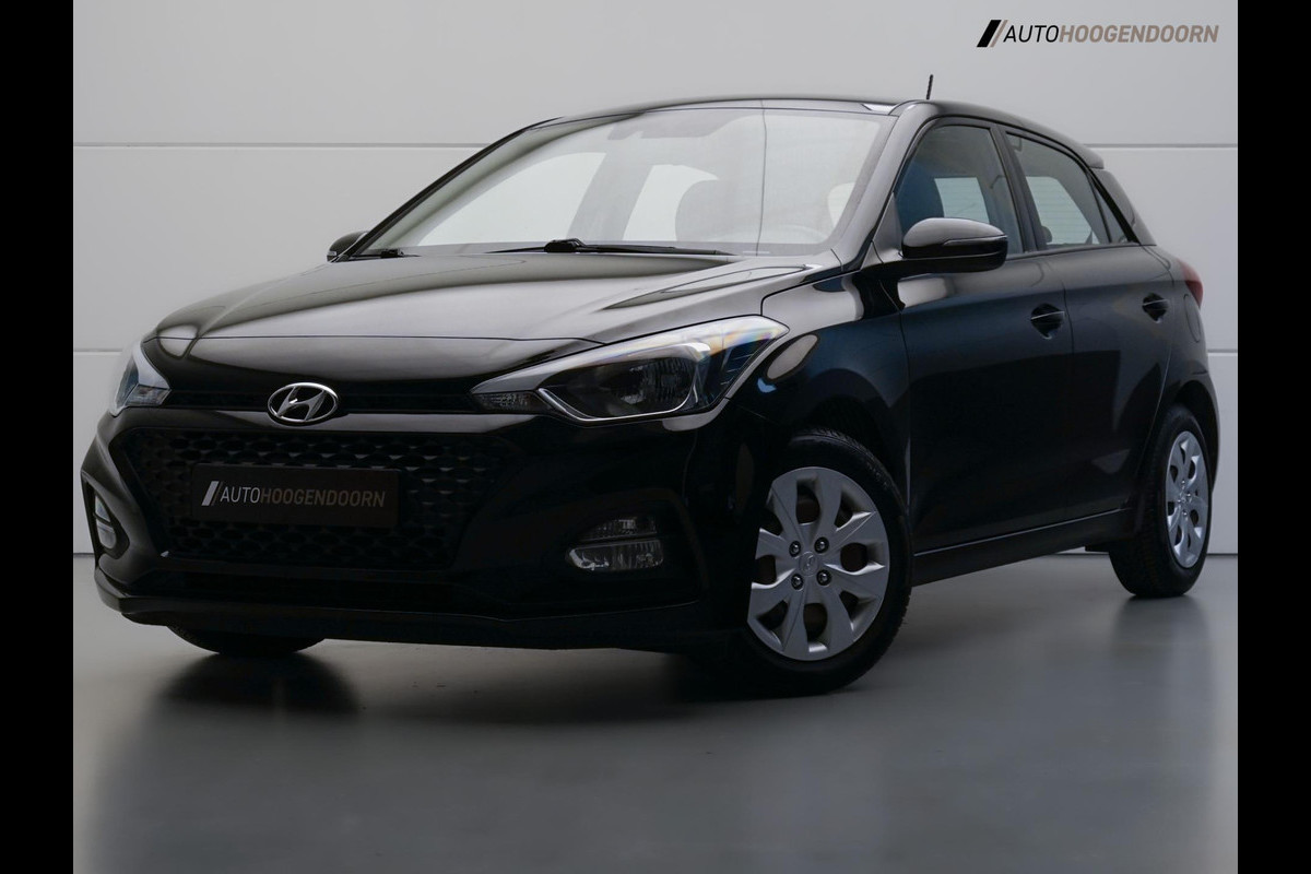 Hyundai i20 1.0 T-GDI Comfort (APPLE CARPLAY,NAVIGATIE,CAMERA,PARKEERSENSOREN,STUUR-STOELVERWARMING,CLIMATE,CRUISE,TOPCONDITIE) Hyundai i20 1.0 T-GDI Comfort (APPLE CARPLAY,NAVIGATIE,CAMERA,PARKEERSENSOREN,STUUR-STOELVERWARMING,CLIMATE,CRUISE,TOPCONDITIE)