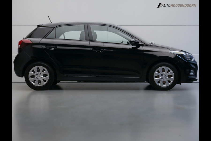 Hyundai i20 1.0 T-GDI Comfort (APPLE CARPLAY,NAVIGATIE,CAMERA,PARKEERSENSOREN,STUUR-STOELVERWARMING,CLIMATE,CRUISE,TOPCONDITIE)