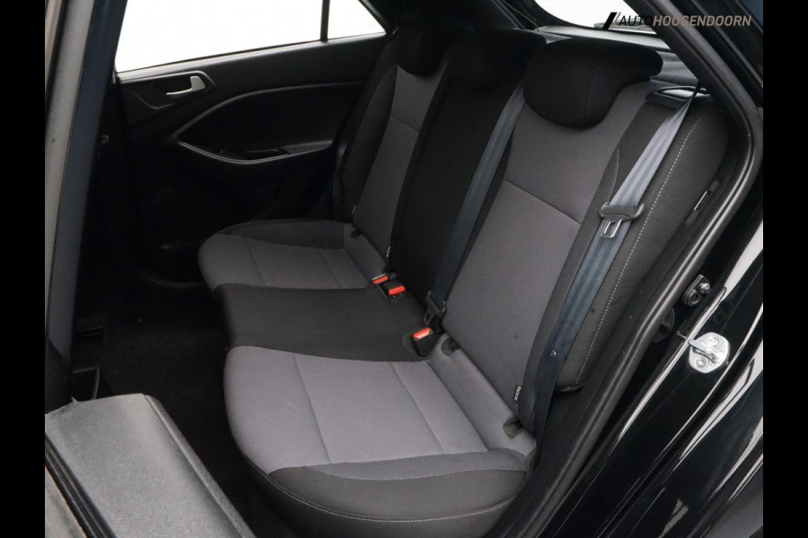 Hyundai i20 1.0 T-GDI Comfort (APPLE CARPLAY,NAVIGATIE,CAMERA,PARKEERSENSOREN,STUUR-STOELVERWARMING,CLIMATE,CRUISE,TOPCONDITIE)