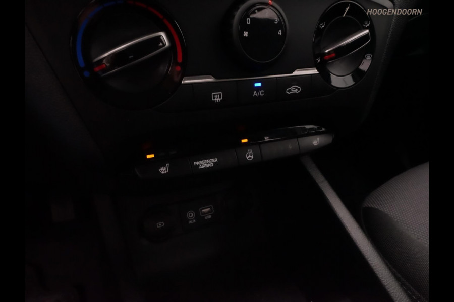 Hyundai i20 1.0 T-GDI Comfort (APPLE CARPLAY,NAVIGATIE,CAMERA,PARKEERSENSOREN,STUUR-STOELVERWARMING,CLIMATE,CRUISE,TOPCONDITIE)