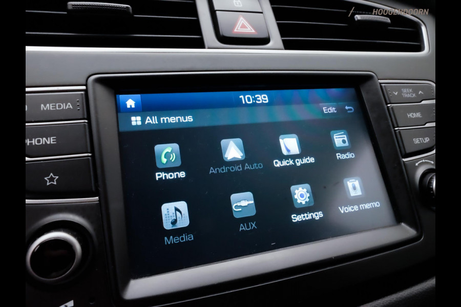 Hyundai i20 1.0 T-GDI Comfort (APPLE CARPLAY,NAVIGATIE,CAMERA,PARKEERSENSOREN,STUUR-STOELVERWARMING,CLIMATE,CRUISE,TOPCONDITIE)