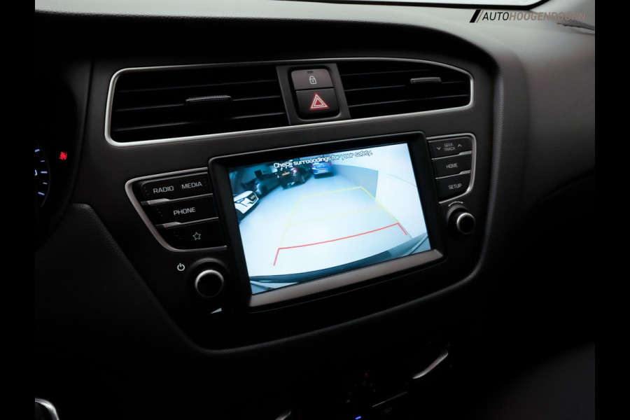Hyundai i20 1.0 T-GDI Comfort (APPLE CARPLAY,NAVIGATIE,CAMERA,PARKEERSENSOREN,STUUR-STOELVERWARMING,CLIMATE,CRUISE,TOPCONDITIE)