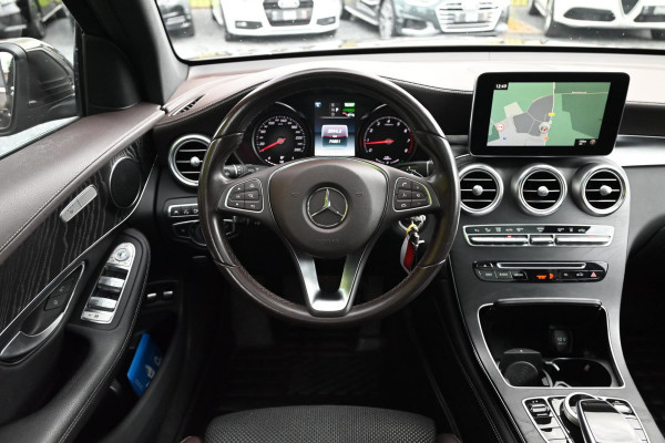 Mercedes-Benz GLC 350e 4MATIC AMG Line Trekhaak LED Cruise 360" camera