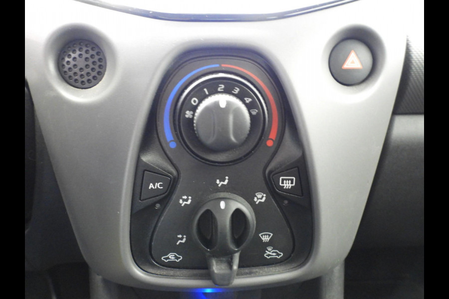 Peugeot 108 1.0 e-VTi Active Techno NAVI-APP/CAMERA/AIRCO/BLUETOOTH!