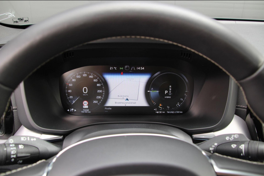 Volvo XC60 2.0 Recharge T8 AWD R-Design | Massage | Pano | Luchtvering | B&W