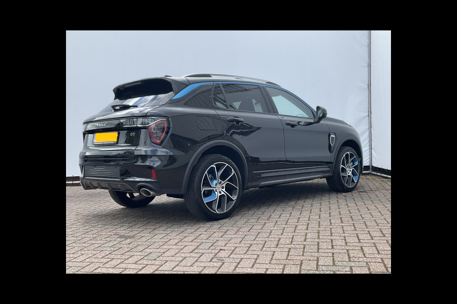 Lynk & Co 01 1.5 262pk Hybride PHEV Carplay 360° Panoramadak Inc.BTW