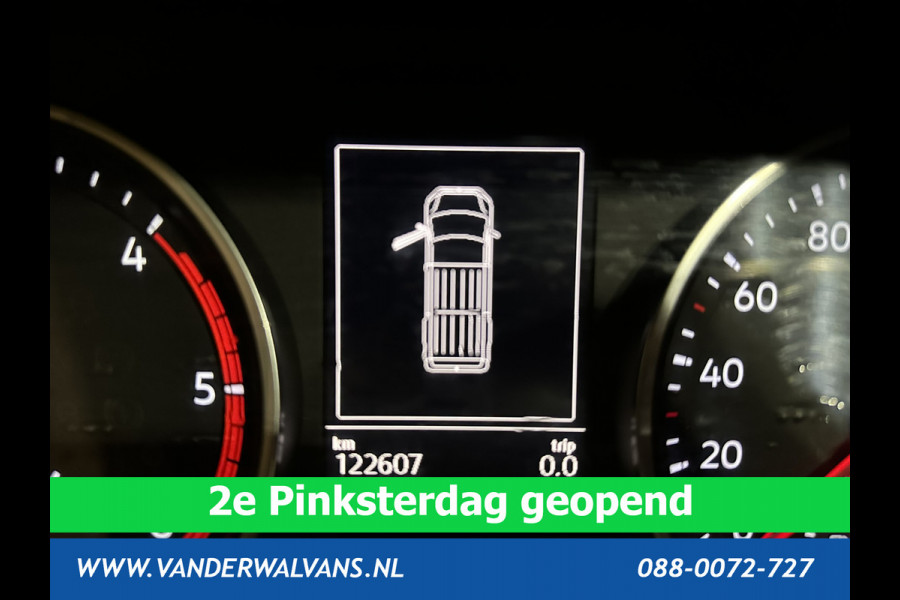 Volkswagen Crafter 2.0 TDI 140 pk L3H3 L2H2 Euro6 # Airco | 3000kg Trekvermogen | Cruisecontrol | Parkeersensoren Bijrijdersbank, verwarmde voorruit, multimedia voorbereiding, zilver