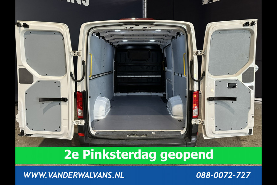 Volkswagen Crafter 2.0 TDI 140pk L3H2 L2H1 Euro6 # Airco | Cruisecontrol | Bijrijdersbank 3000kg trekvermogen
