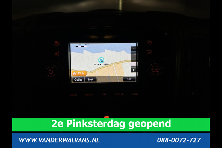 Peugeot Boxer 2.2 BlueHDi 140pk L2H2 Euro6 Airco | Camera | Navigatie | 2500kg Trekhaak Cruisecontrol, Parkeersensoren, Bijrijdersbank