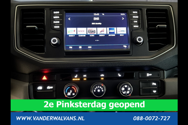 Volkswagen Crafter 2.0 TDI 140 pk L3H2 L2H1 Euro6 Airco | Apple Carplay | Cruisecontrol | Andoid Auto | Parkeersensoren, Stoelverwarming, Bijrijdersbank, 3000kg trekvermogen