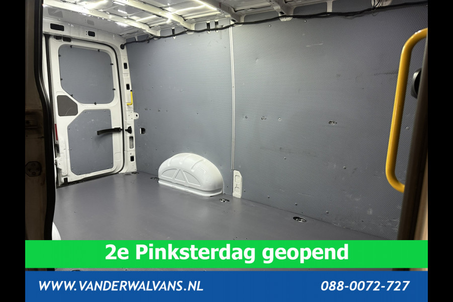 Volkswagen Crafter 2.0 TDI 141pk L3H2 L2H1 Euro6 Airco | Navigatie | Camera | Apple Carplay Android Auto, Parkeersensoren, Bijrijdersbank