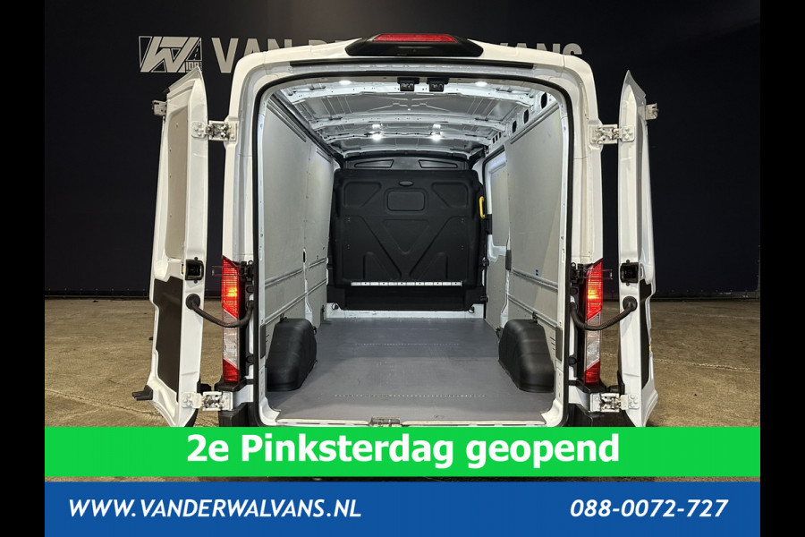 Ford Transit 2.0 TDCI 131pk L3H2 Euro6 Airco | Camera | Navigatie | Apple Carplay | Cruisecontrol Stoelverwarming, Verwarmde voorruit, Parkeersensoren, Bijrijdersbank, 2500kg trekvermogen