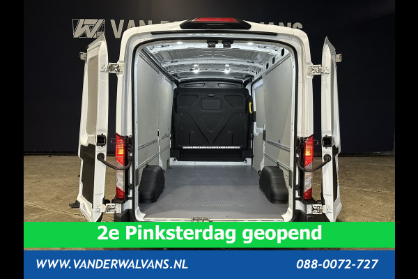 Ford Transit 2.0 TDCI 131pk L3H2 Euro6 Airco | Camera | Navigatie | Apple Carplay | Cruisecontrol Stoelverwarming, Verwarmde voorruit, Parkeersensoren, Bijrijdersbank, 2500kg trekvermogen