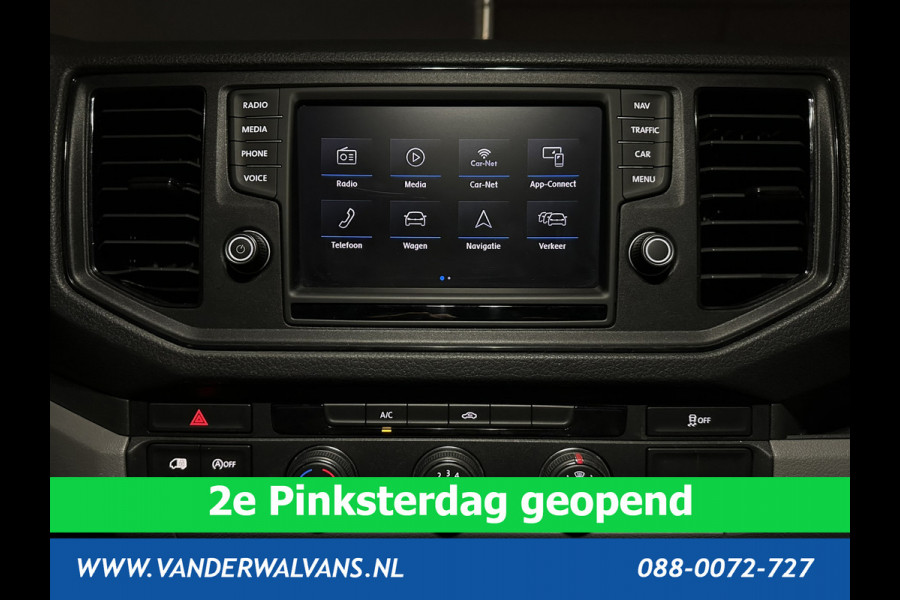 Volkswagen Crafter 2.0 TDI 140 pk L3H3 L2H2 Euro6 Airco | Navigatie | Apple Carplay | Cruisecontrol Android Auto, Bijrijdersbank, 3000kg trekvermogen, zilver