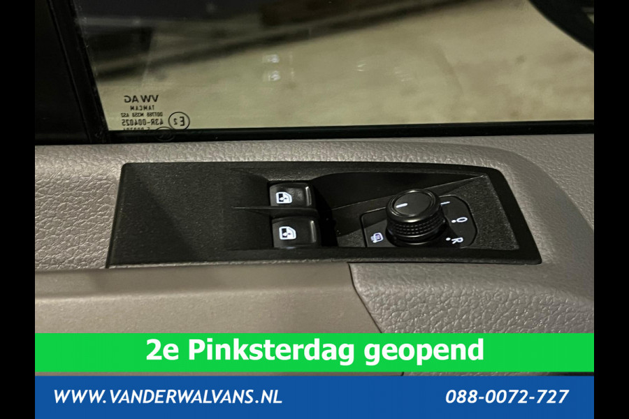 Volkswagen Crafter 2.0 TDI 140pk L3H3 L2H2 Euro6 Airco | Camera | Apple carplay | Android auto bijrijdersbank