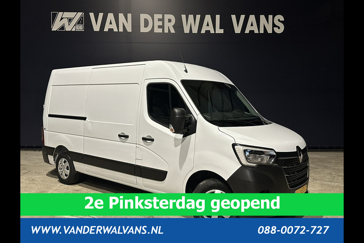 Renault Master 2.3 dCi 136pk L2H2 Euro6 Airco | Navigatie | Camera | 2500kg Trekhaak | LED cruisecontrol, parkeersensoren, bijrijdersbank