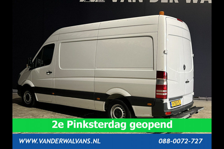 Mercedes-Benz Sprinter 316 CDI 163 pk L2H2 Euro6 Airco | 2800kg trekhaak | Cruisecontrol | Parkeersensoren