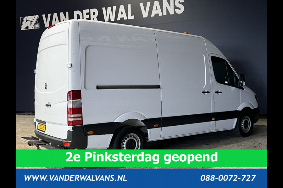 Mercedes-Benz Sprinter 316 CDI 163 pk L2H2 Euro6 Airco | 2800kg trekhaak | Cruisecontrol | Parkeersensoren