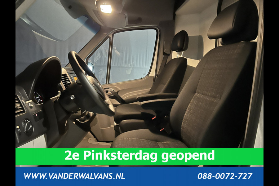 Mercedes-Benz Sprinter 316 CDI 163 pk L2H2 Euro6 Airco | 2800kg trekhaak | Cruisecontrol | Parkeersensoren