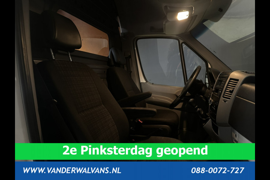 Mercedes-Benz Sprinter 316 CDI 163 pk L2H2 Euro6 Airco | 2800kg trekhaak | Cruisecontrol | Parkeersensoren