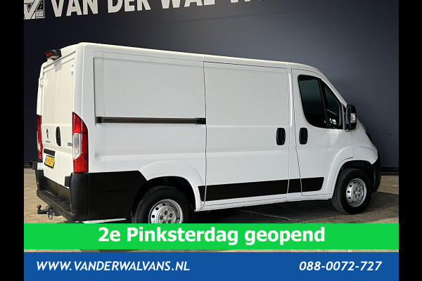 Peugeot Boxer 2.2 BlueHDi 120pk L1H1 Euro6 Airco | Camera | Navigatie | Trekhaak | Cruisecontrol Parkeersensoren, Bijrijdersbank