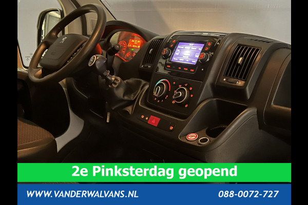 Peugeot Boxer 2.2 BlueHDi 120pk L1H1 Euro6 Airco | Camera | Navigatie | Trekhaak | Cruisecontrol Parkeersensoren, Bijrijdersbank