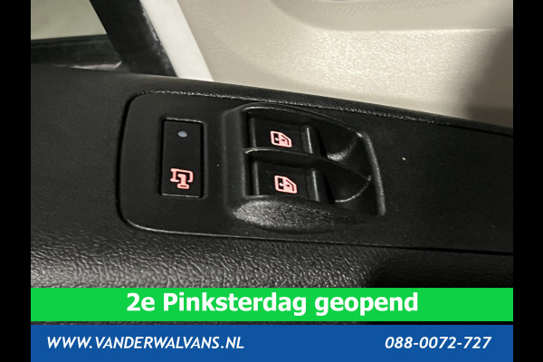 Peugeot Boxer 2.2 BlueHDi 120pk L1H1 Euro6 Airco | Camera | Navigatie | Trekhaak | Cruisecontrol Parkeersensoren, Bijrijdersbank