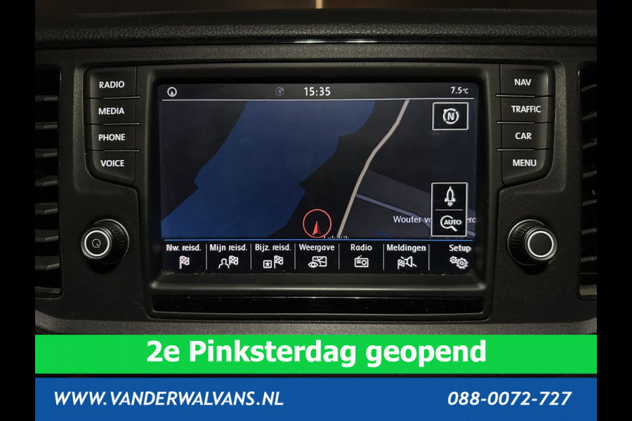 Volkswagen Crafter 2.0 TDI L3H2 L2H1 Euro6 Airco | Camera | Navigatie | Apple Carplay | Trekhaak Android Auto, Bijrijdersbank