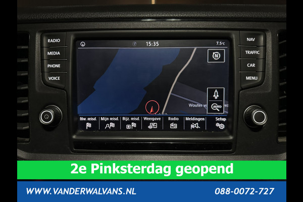 Volkswagen Crafter 2.0 TDI L3H2 L2H1 Euro6 Airco | Camera | Navigatie | Apple Carplay | Trekhaak Android Auto, Bijrijdersbank
