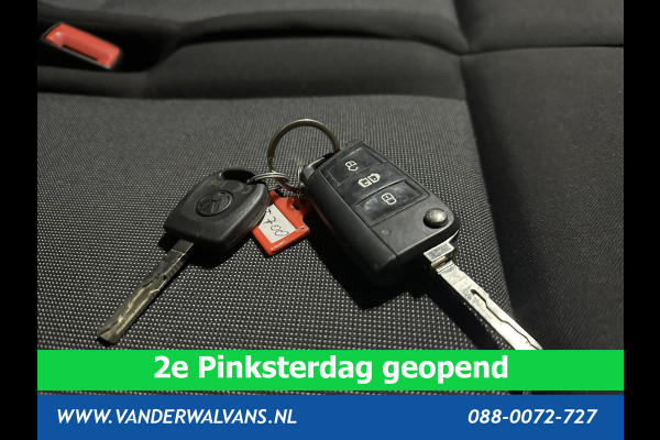 Volkswagen Crafter 2.0 TDI L3H2 L2H1 Euro6 Airco | Camera | Navigatie | Apple Carplay | Trekhaak Android Auto, Bijrijdersbank