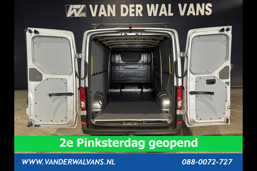Volkswagen Crafter 2.0 TDI 141pk L3H2 L2H1 Euro6 Airco | 3000kg Trekhaak | Camera | Navigatie | Apple Carplay Android Auto, Cruisecontrol, Parkeersensoren, Dakdragers, Bijrijdersbank