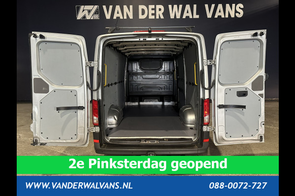 Volkswagen Crafter 2.0 TDI 141pk L3H2 L2H1 Euro6 Airco | 3000kg Trekhaak | Camera | Navigatie | Apple Carplay Android Auto, Cruisecontrol, Parkeersensoren, Dakdragers, Bijrijdersbank