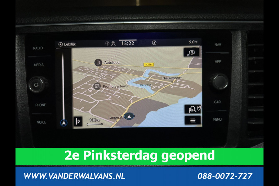 Volkswagen Crafter 2.0 TDI 141pk L3H2 L2H1 Euro6 Airco | 3000kg Trekhaak | Camera | Navigatie | Apple Carplay Android Auto, Cruisecontrol, Parkeersensoren, Dakdragers, Bijrijdersbank