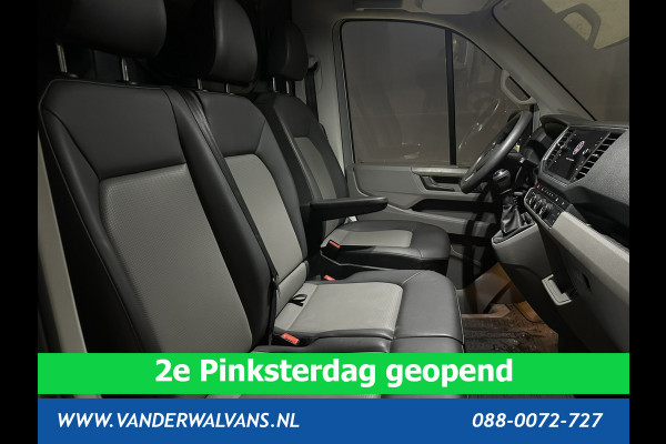 Volkswagen Crafter 2.0 TDI 141pk L3H2 L2H1 Euro6 Airco | 3000kg Trekhaak | Camera | Navigatie | Apple Carplay Android Auto, Cruisecontrol, Parkeersensoren, Dakdragers, Bijrijdersbank