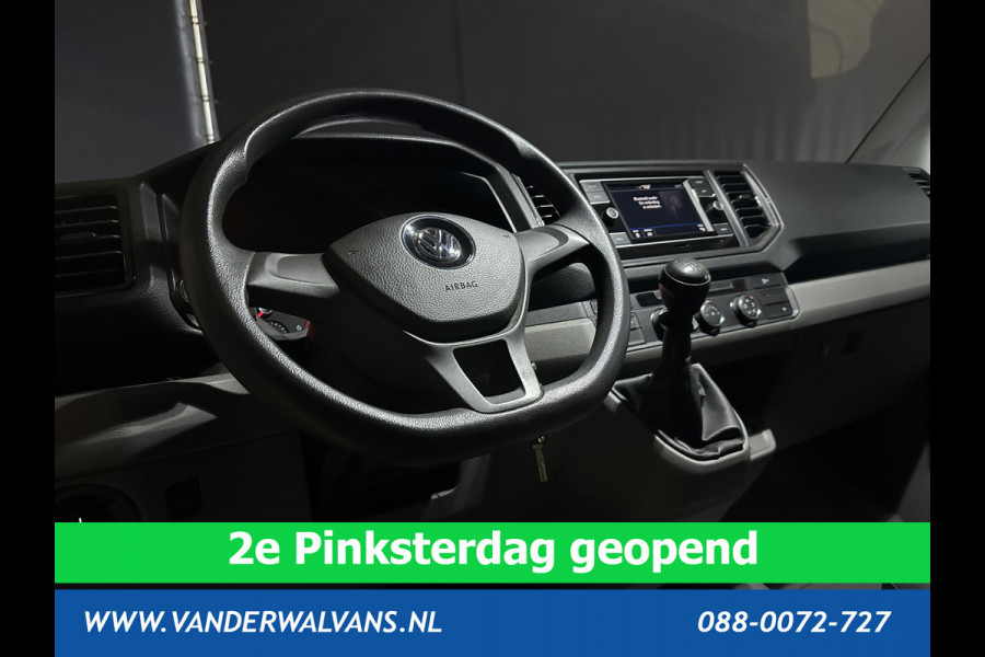 Volkswagen Crafter 2.0 TDI 141pk L3H2 L2H1 Euro6 Airco | Camera | Apple Carplay | Android Auto | 3000kg Trekhaak Bijrijdersbank