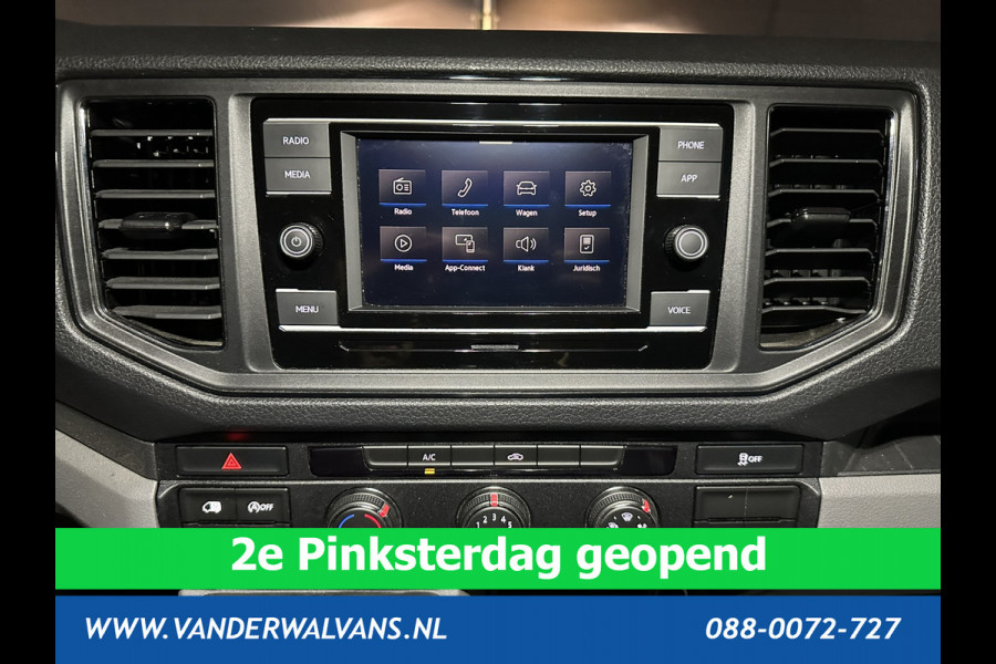 Volkswagen Crafter 2.0 TDI 141pk L3H2 L2H1 Euro6 Airco | Camera | Apple Carplay | Android Auto | 3000kg Trekhaak Bijrijdersbank