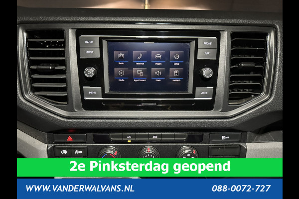 Volkswagen Crafter 2.0 TDI 141pk L3H2 L2H1 Euro6 Airco | Camera | Apple Carplay | Android Auto | 3000kg Trekhaak Bijrijdersbank
