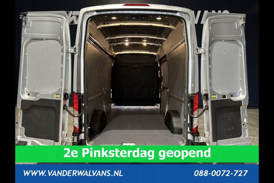 Ford Transit 2.0 TDCI 170pk L3H3 Euro6 Airco | Navigatie | 2500kg Trekhaak | Cruisecontrol Verwarmde voorruit, Parkeersensoren, Bijrijdersbank