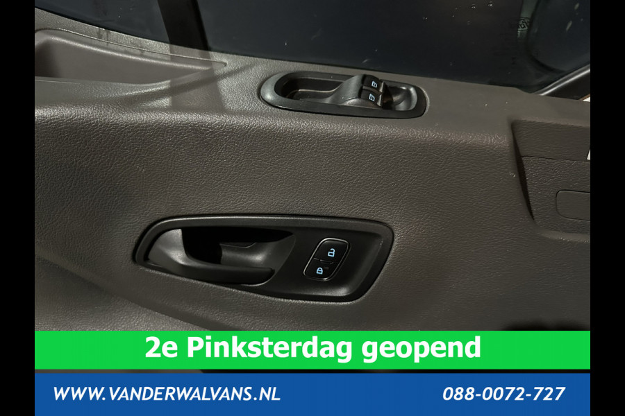 Ford Transit 2.0 TDCI 170pk L3H3 Euro6 Airco | Navigatie | 2500kg Trekhaak | Cruisecontrol Verwarmde voorruit, Parkeersensoren, Bijrijdersbank